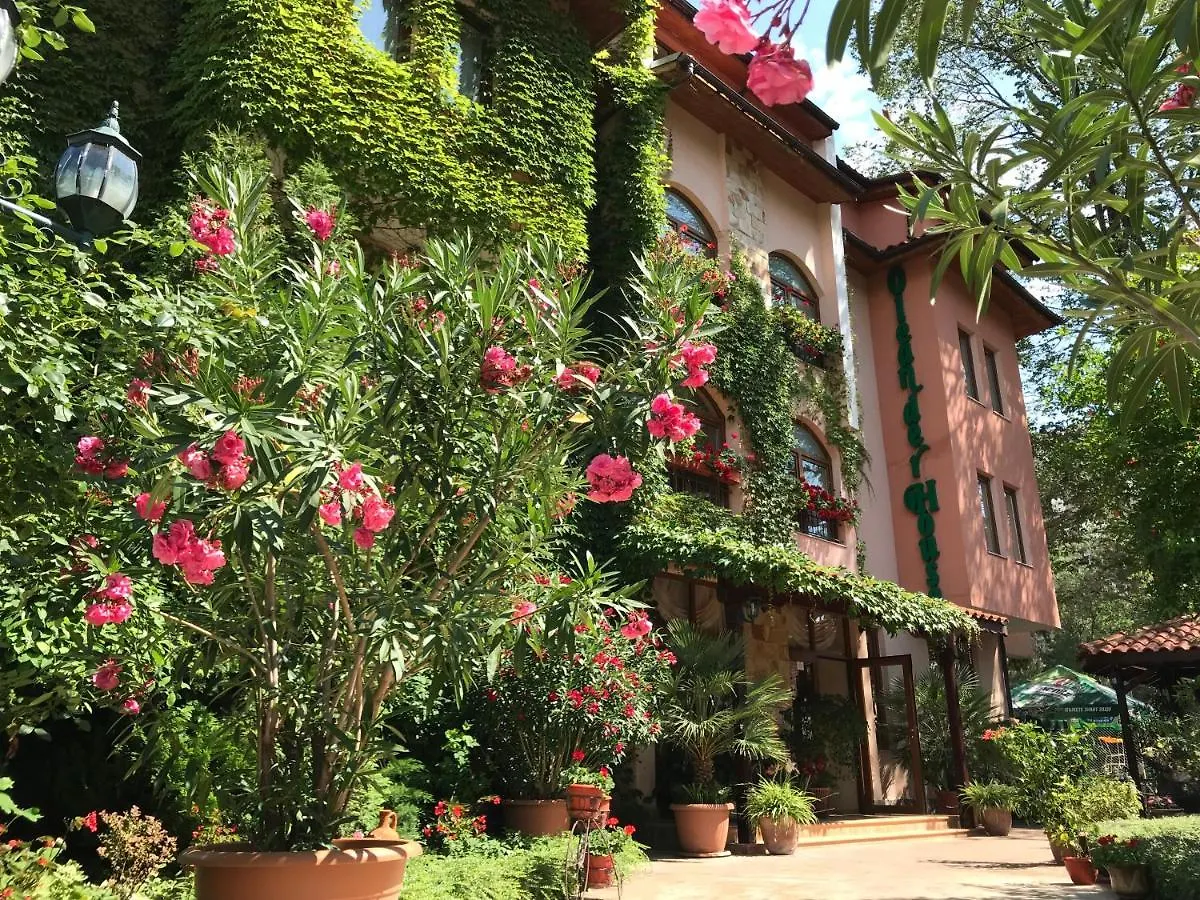 Отель Oleander House And Tennis Club Солнечный берег